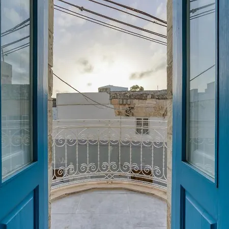 Hotel Charming + Modern 1br House In Historic By 360 Estates Żebbuġ