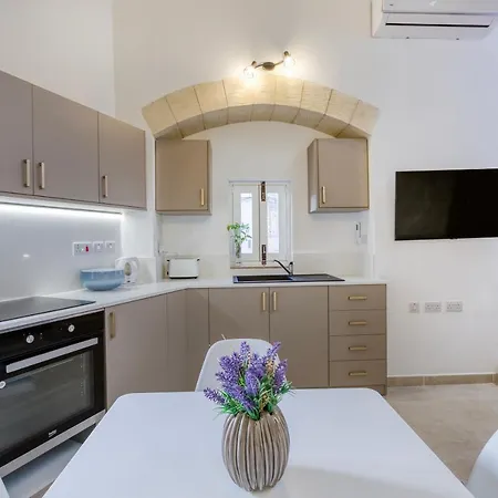 Hotell Charming + Modern 1br House In Historic By 360 Estates Żebbuġ