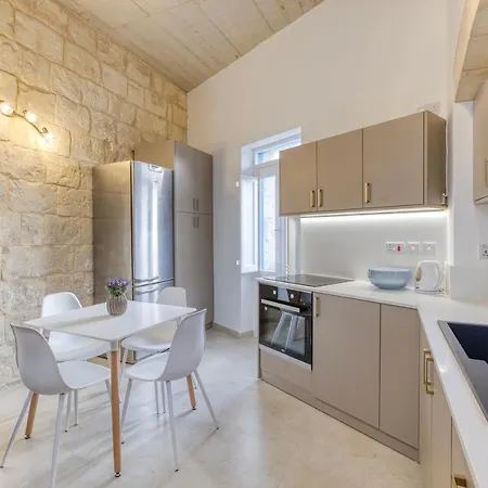 Charming + Modern 1br House In Historic By 360 Estates Hotel