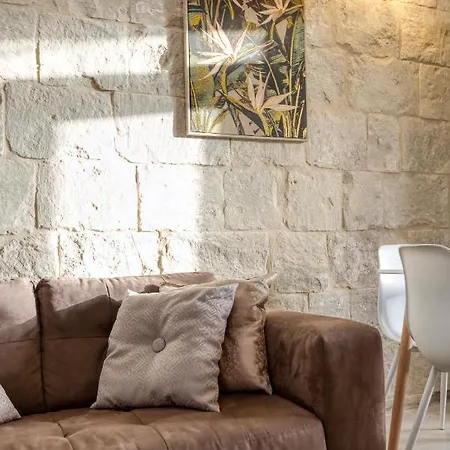 Charming + Modern 1br House In Historic By 360 Estates Hotel Żebbuġ