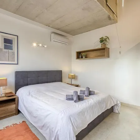 Charming + Modern 1br House In Historic By 360 Estates 4*