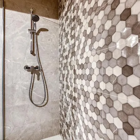 Charming + Modern 1br House In Historic By 360 Estates Hotel 4*